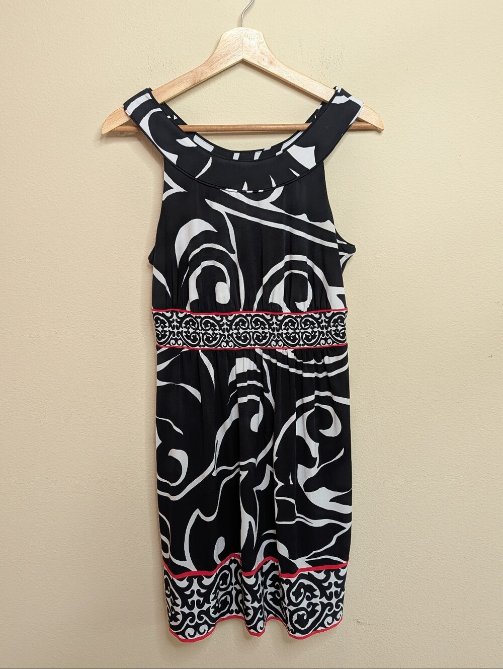 White House Black Market Black White Abstract Print Midi Dress Red Accent Small